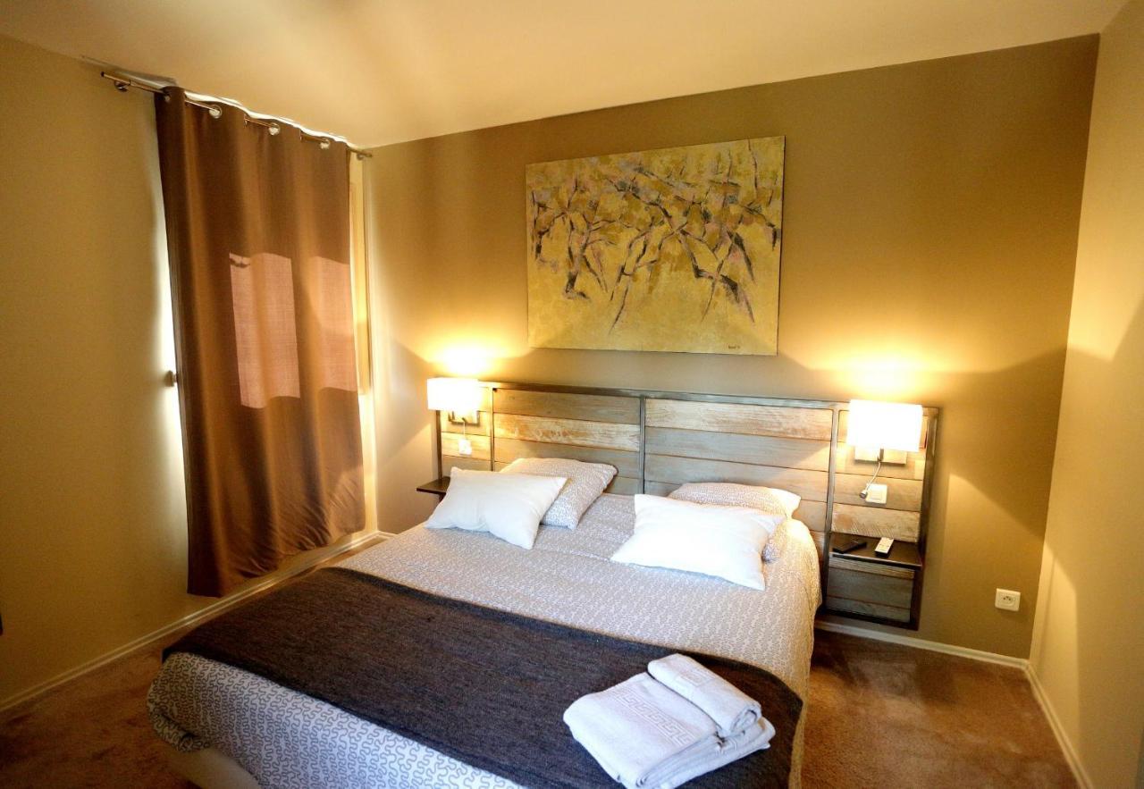L'Oustaou Bed and Breakfast Chateau-Arnoux-Saint-Auban Exteriör bild