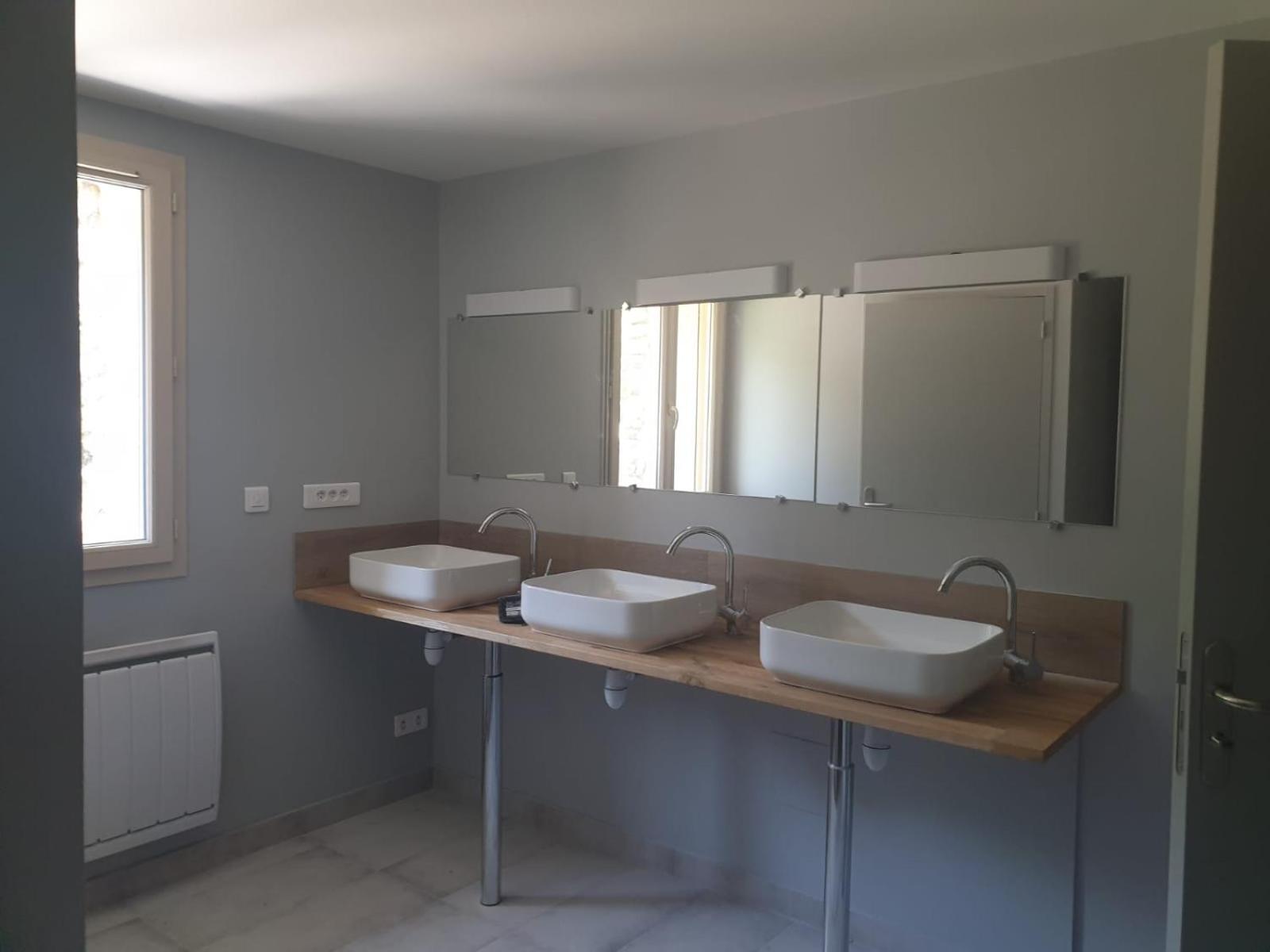 L'Oustaou Bed and Breakfast Chateau-Arnoux-Saint-Auban Exteriör bild